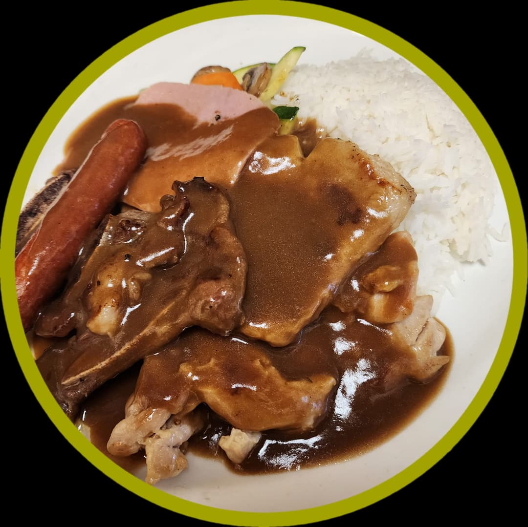 Mixed Grill (Beef, Pork Chop, Chicken Fillet, Sausage & Ham) with Gravy Sauce on Rice/Spaghetti